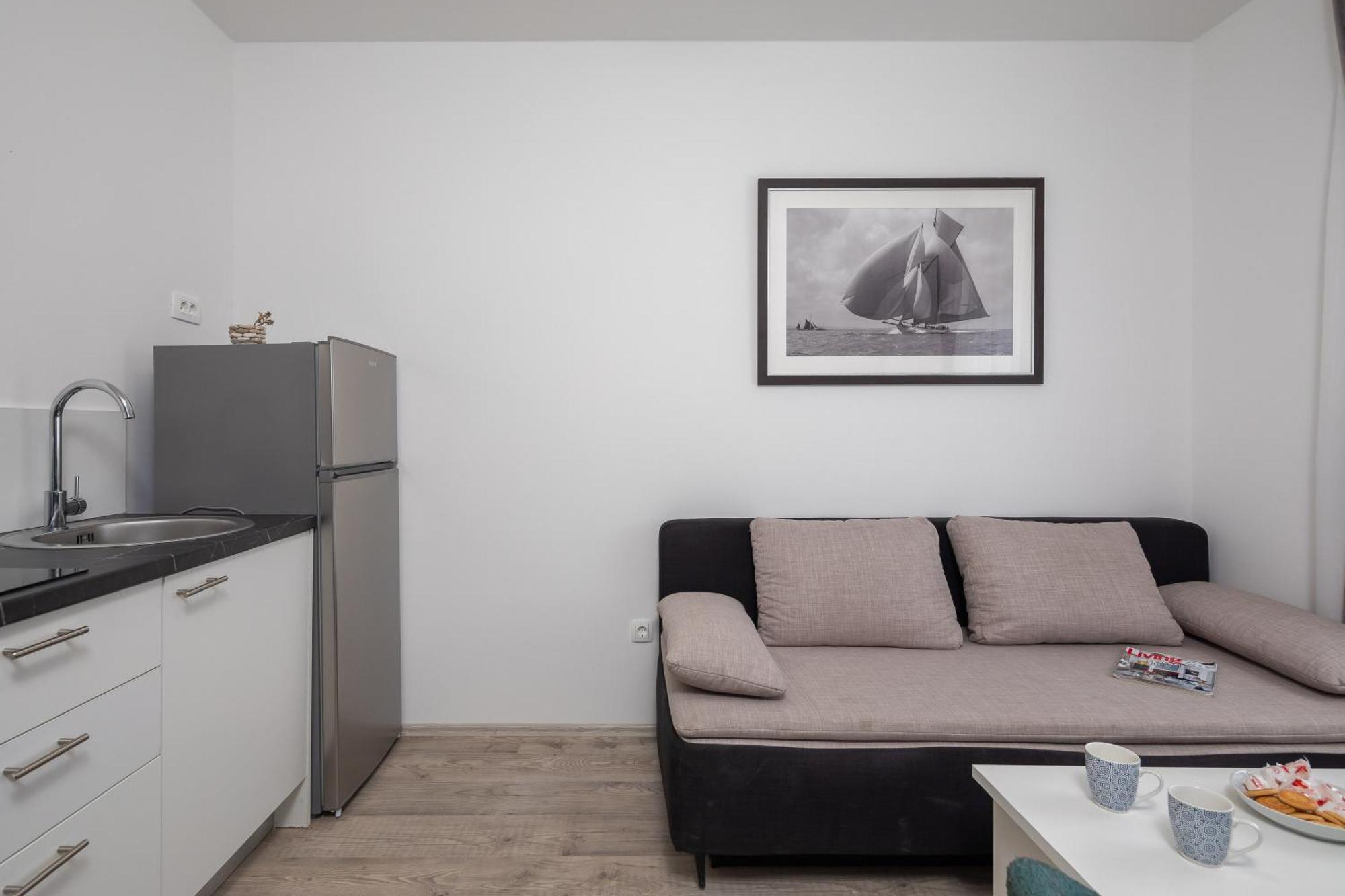 Beachfront Apartments Providenca With Free Parking ماكارسكا الغرفة الصورة