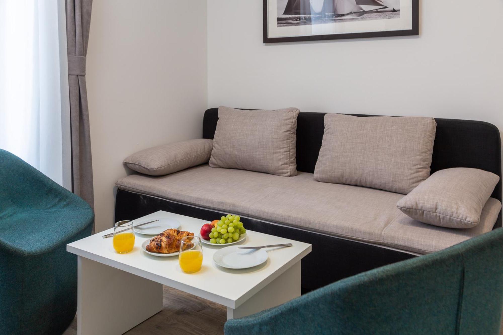 Beachfront Apartments Providenca With Free Parking ماكارسكا الغرفة الصورة