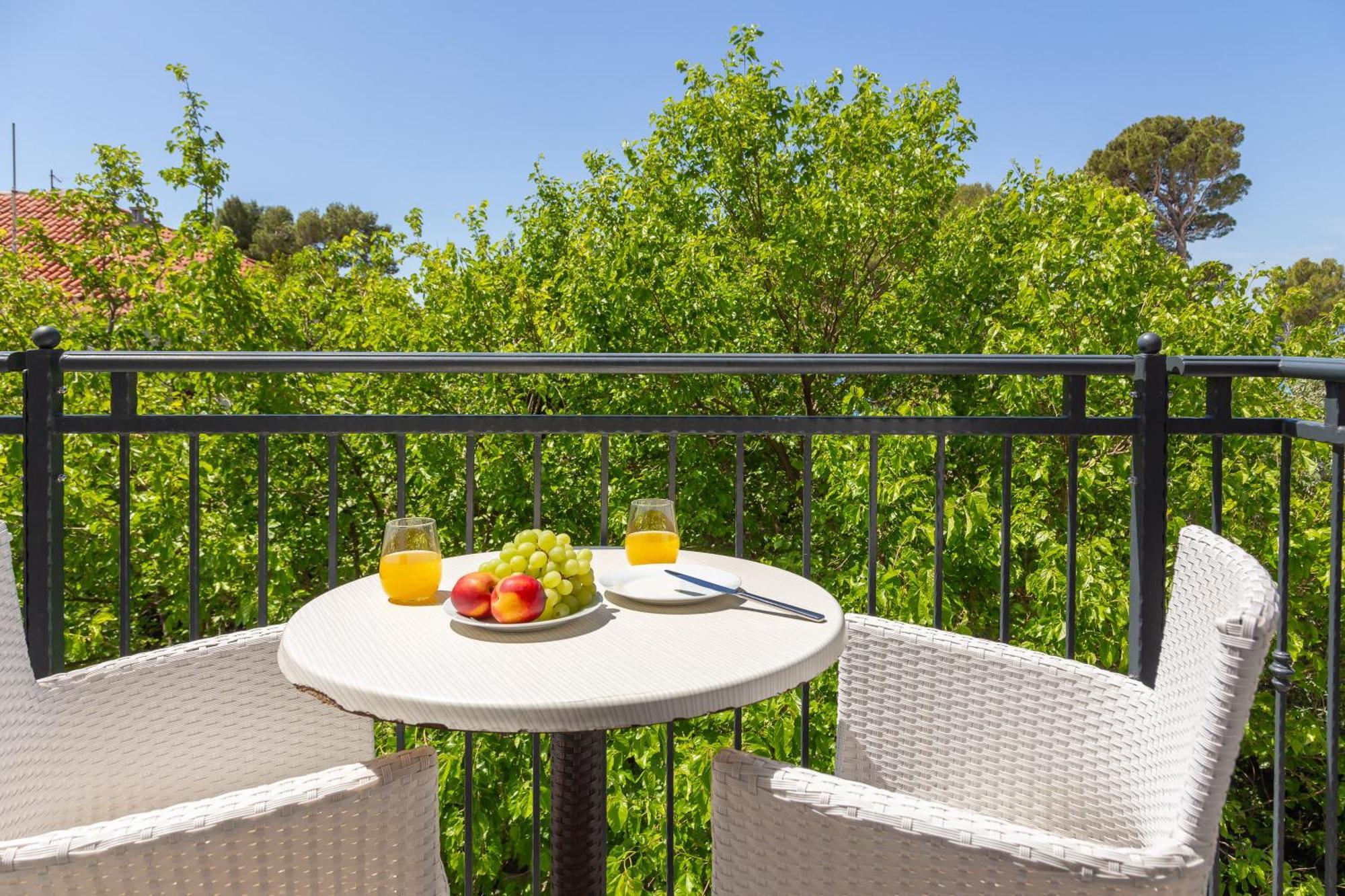 Beachfront Apartments Providenca With Free Parking ماكارسكا المظهر الخارجي الصورة